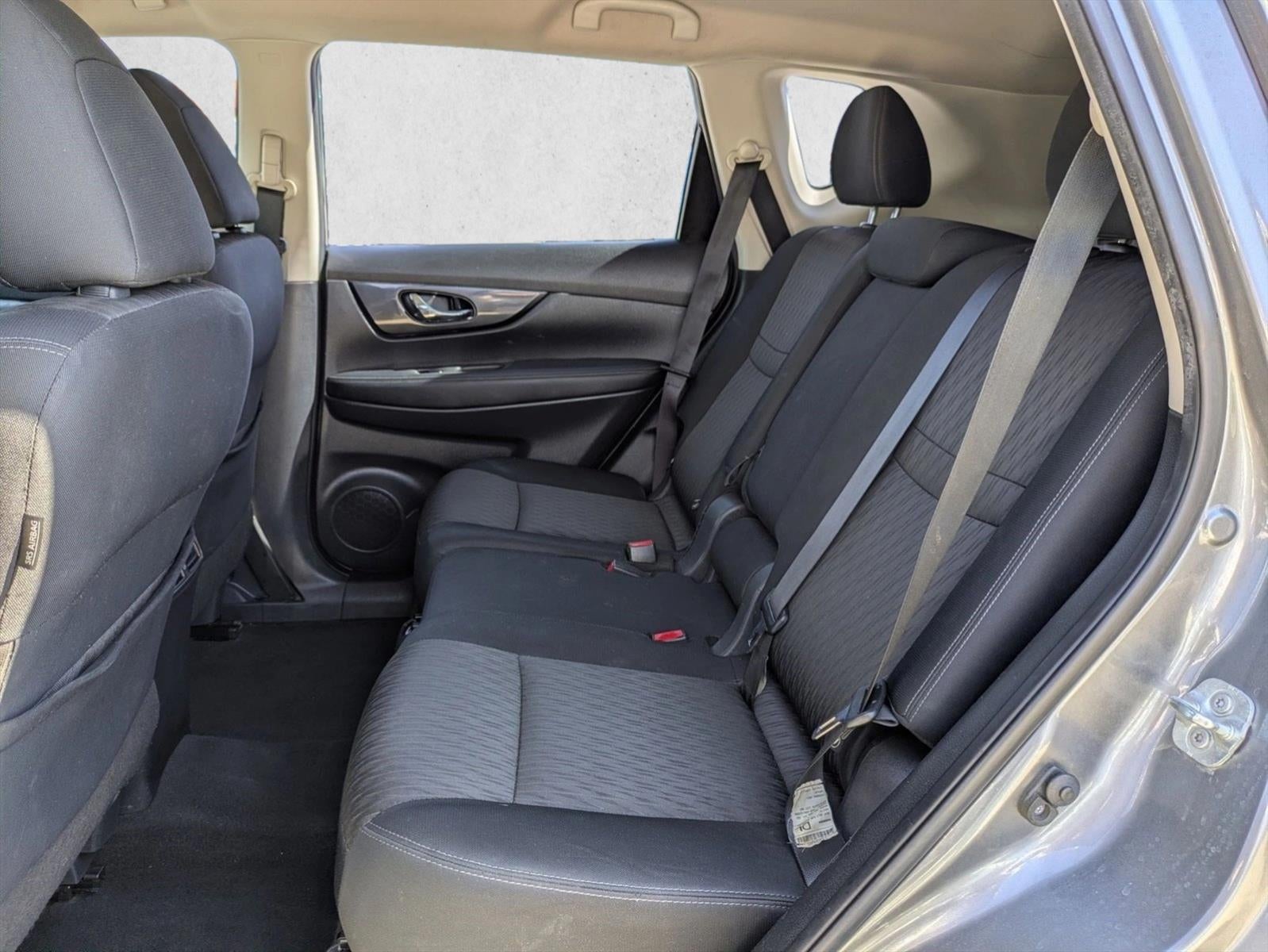 2018 Nissan Rogue FWD S