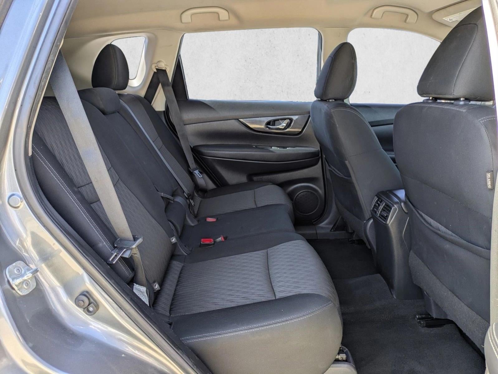 2018 Nissan Rogue FWD S