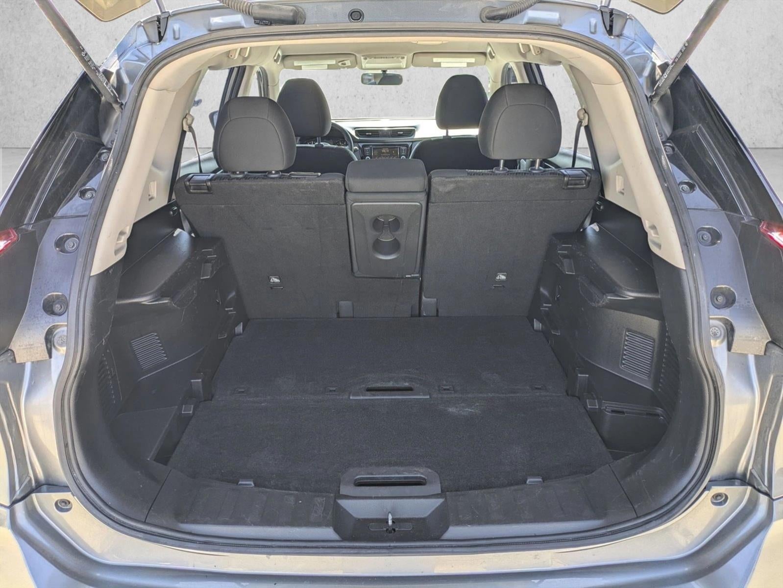 2018 Nissan Rogue FWD S