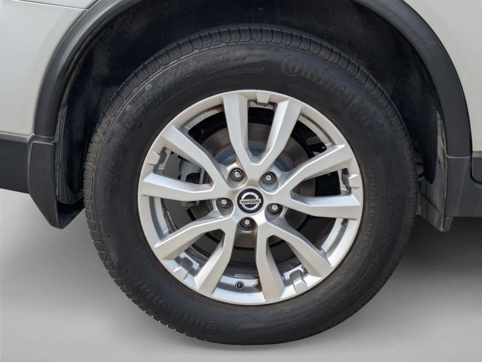 2018 Nissan Rogue FWD SV