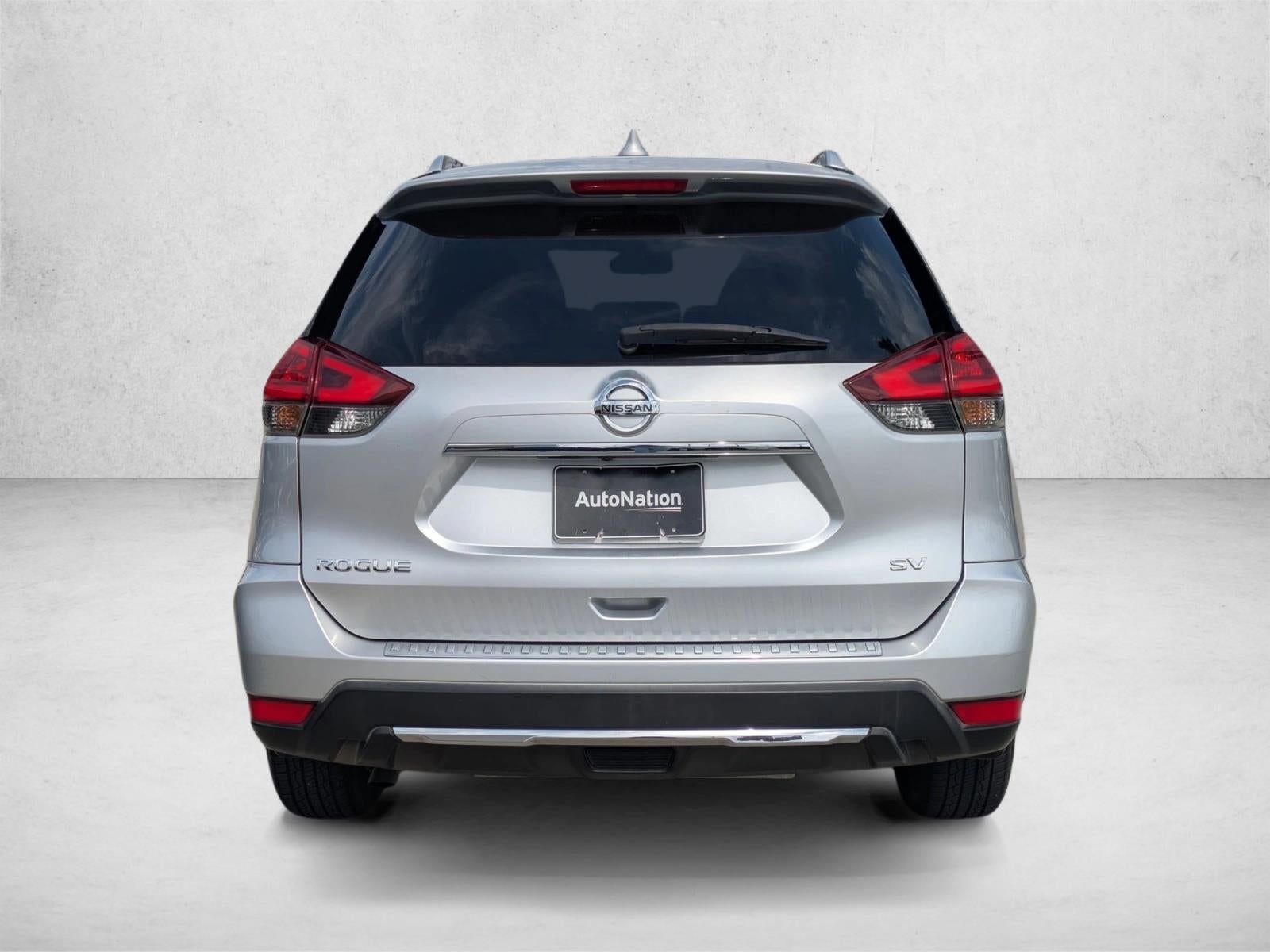 2018 Nissan Rogue FWD SV