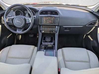 2018 Jaguar F-PACE 25t Prestige AWD