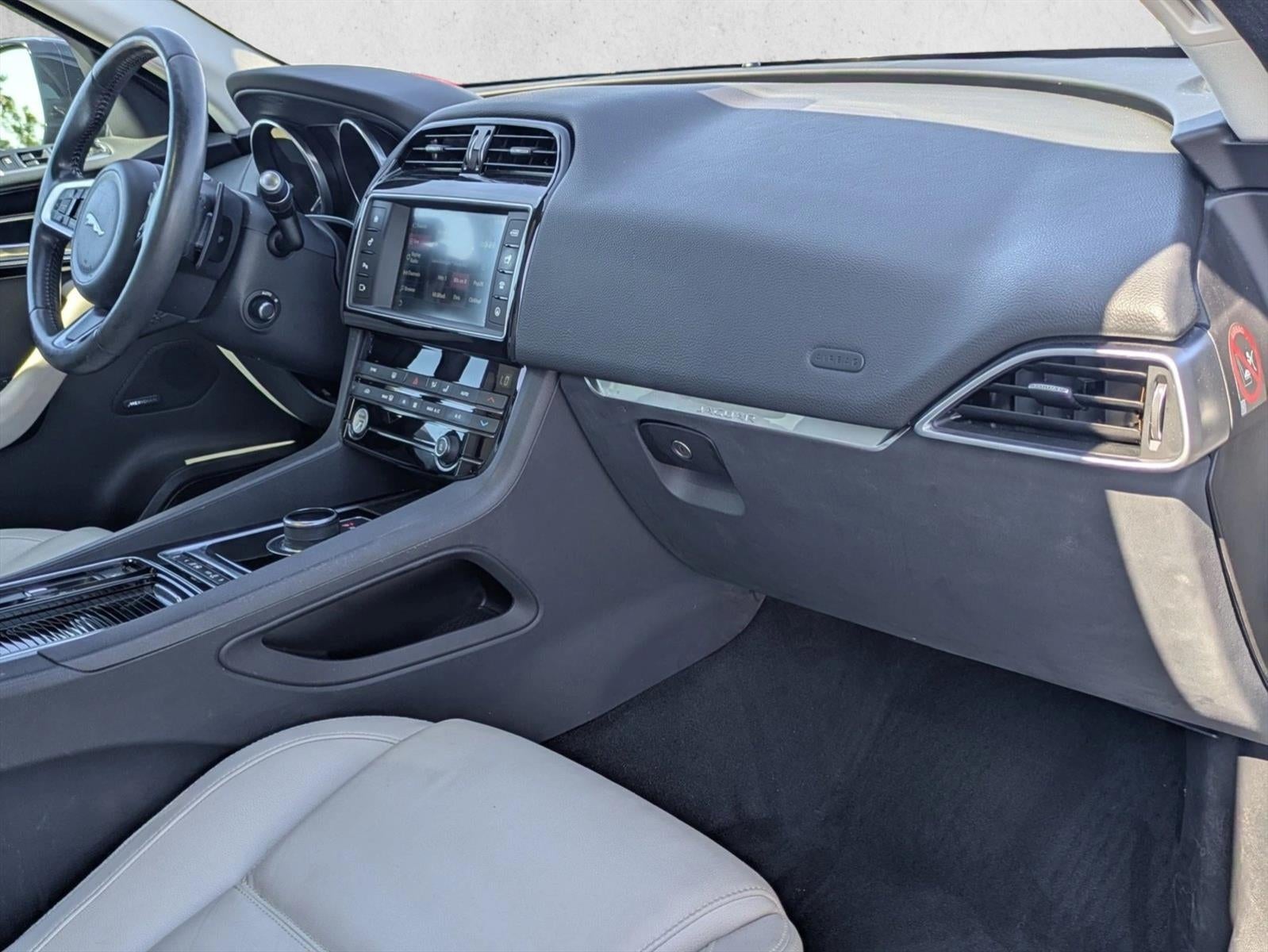2018 Jaguar F-PACE 25t Prestige AWD