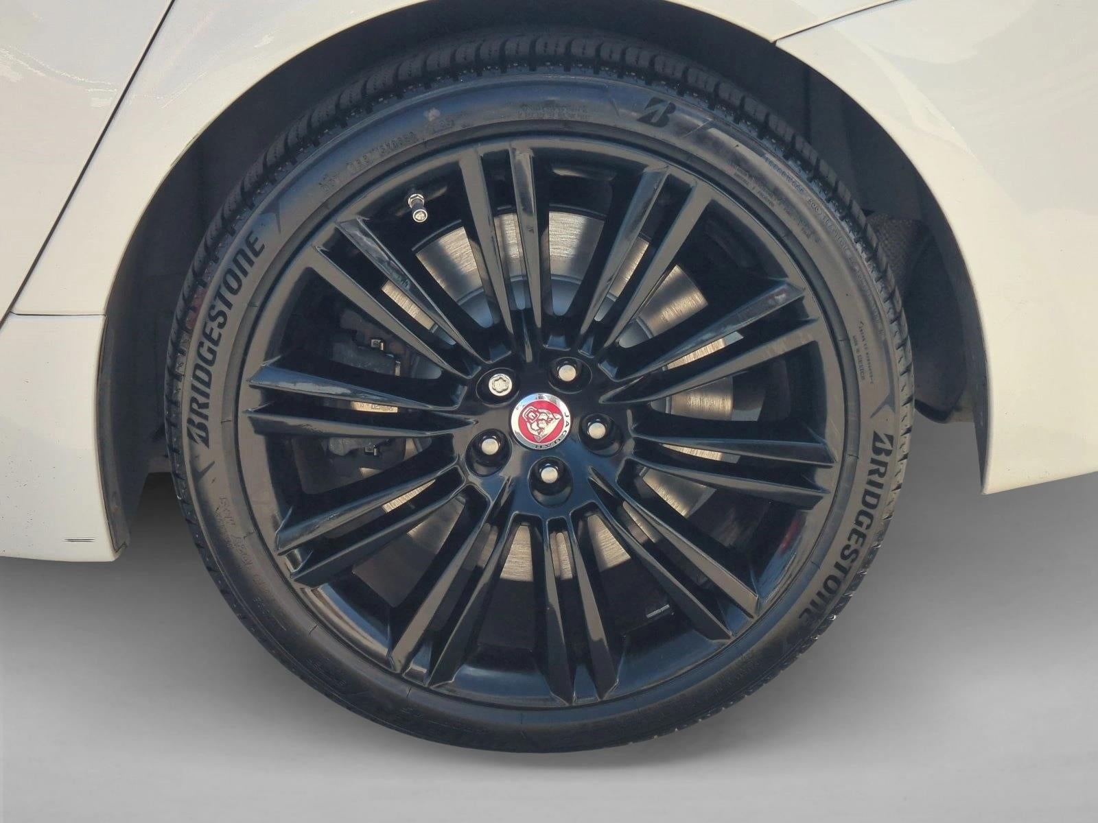 2016 Jaguar XJ 4dr Sdn XJL Supercharged RWD
