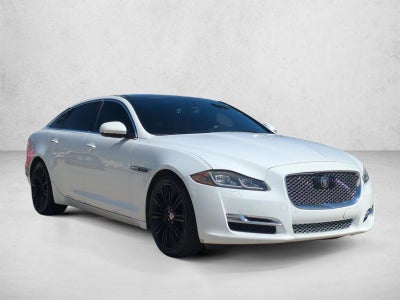 2016 Jaguar XJ 4dr Sdn XJL Supercharged RWD