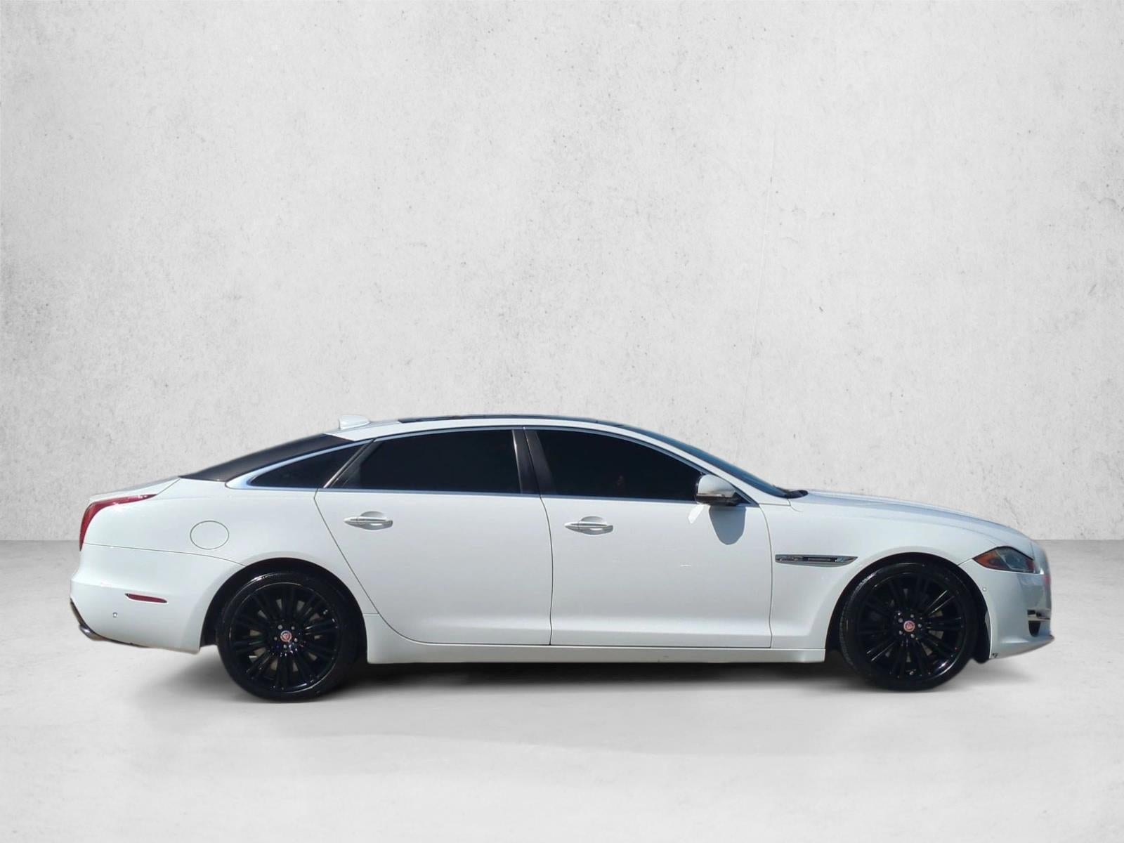 2016 Jaguar XJ 4dr Sdn XJL Supercharged RWD