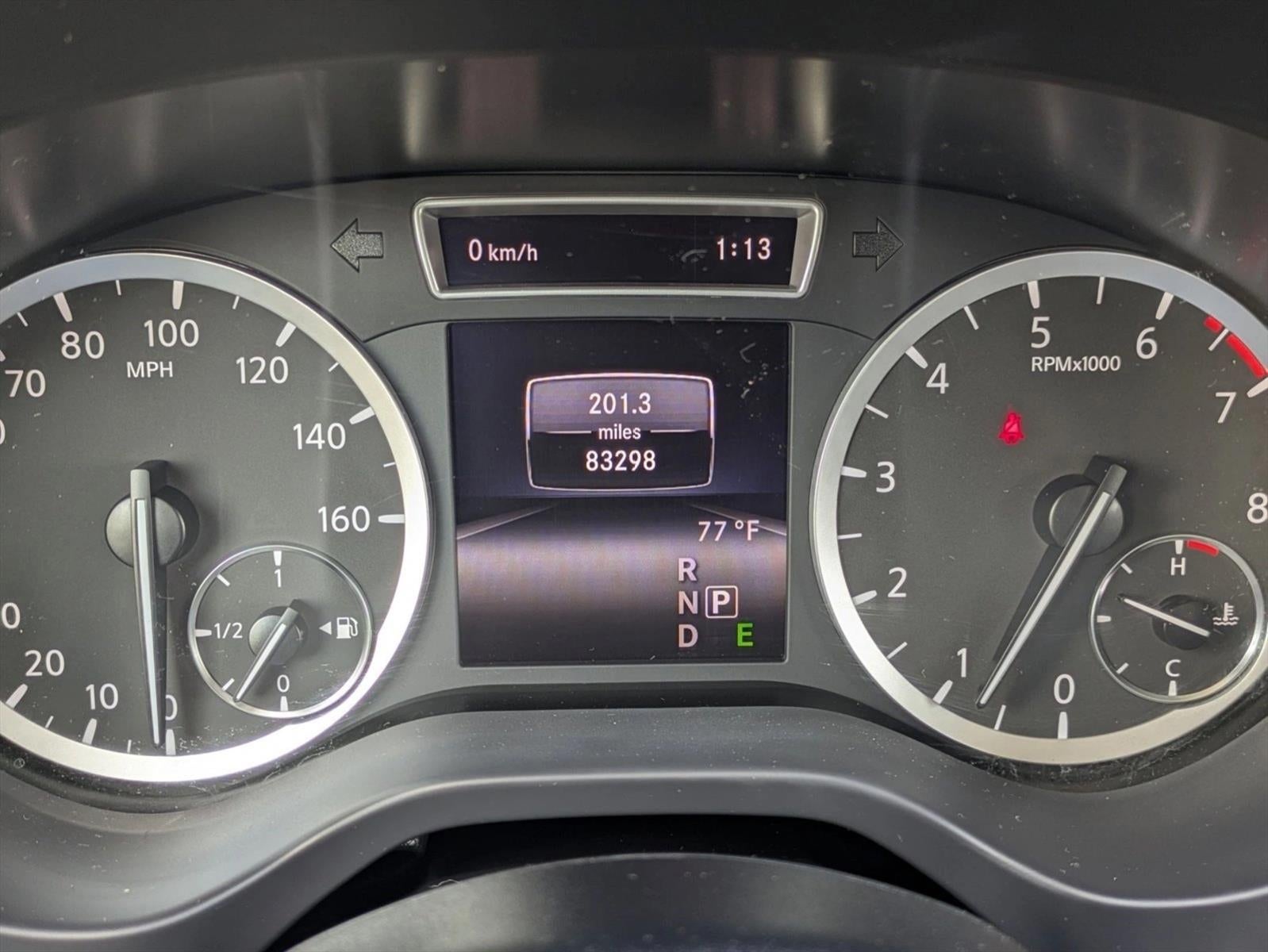 2017 INFINITI QX30 Premium FWD