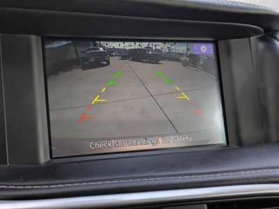 2017 INFINITI QX30 Premium FWD