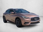 2017 INFINITI QX30 Premium FWD