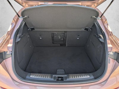 2017 INFINITI QX30 Premium FWD