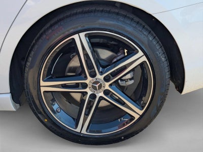 2022 Mercedes-Benz A-Class A 220 Sedan