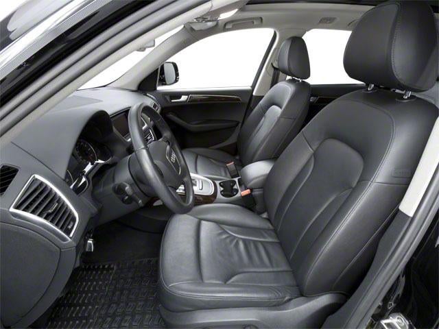 2012 Audi Q5 quattro 4dr 3.2L Premium Plus