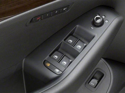 2012 Audi Q5 quattro 4dr 3.2L Premium Plus