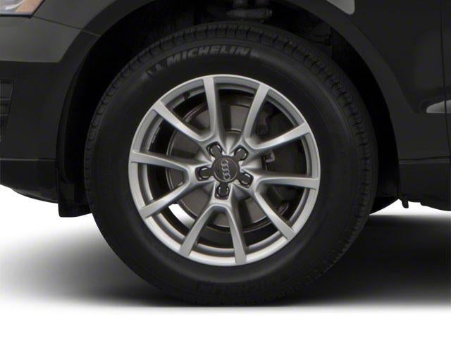 2012 Audi Q5 quattro 4dr 3.2L Premium Plus