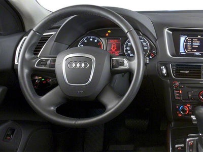 2012 Audi Q5 quattro 4dr 3.2L Premium Plus