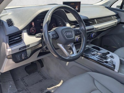 2019 Audi Q7 Premium Plus 45 TFSI quattro
