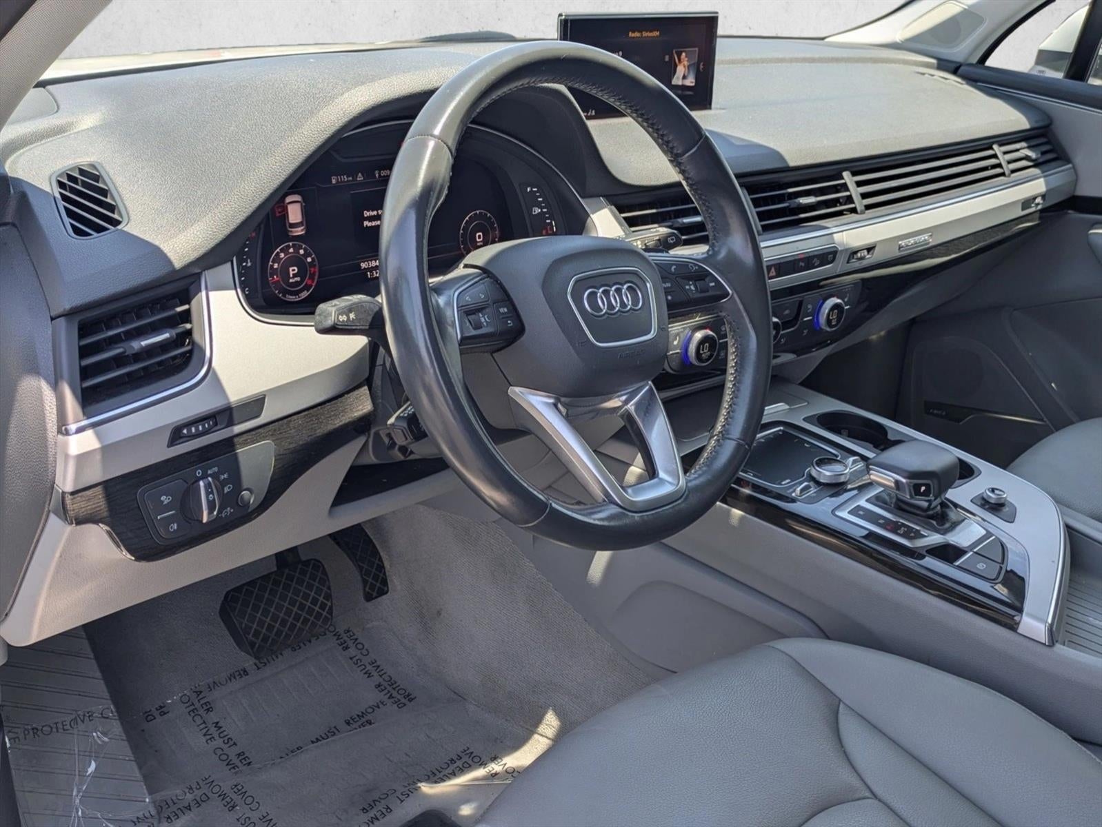 2019 Audi Q7 Premium Plus 45 TFSI quattro