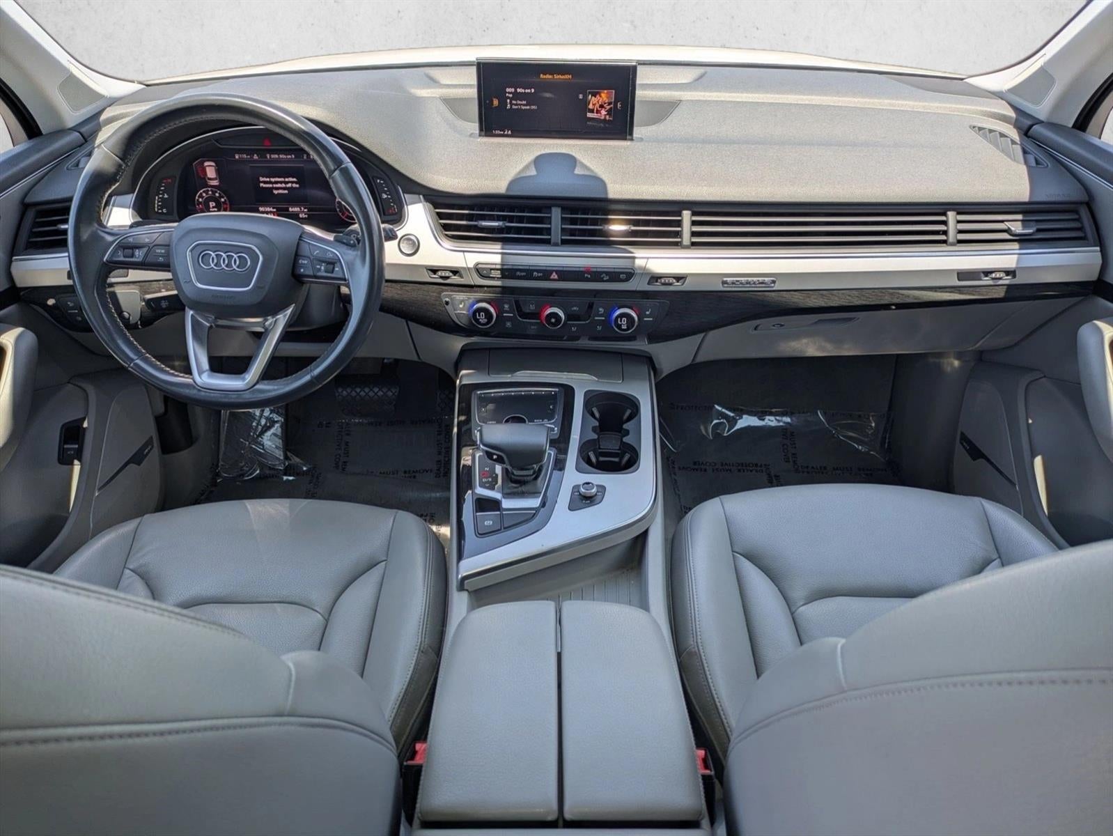 2019 Audi Q7 Premium Plus 45 TFSI quattro