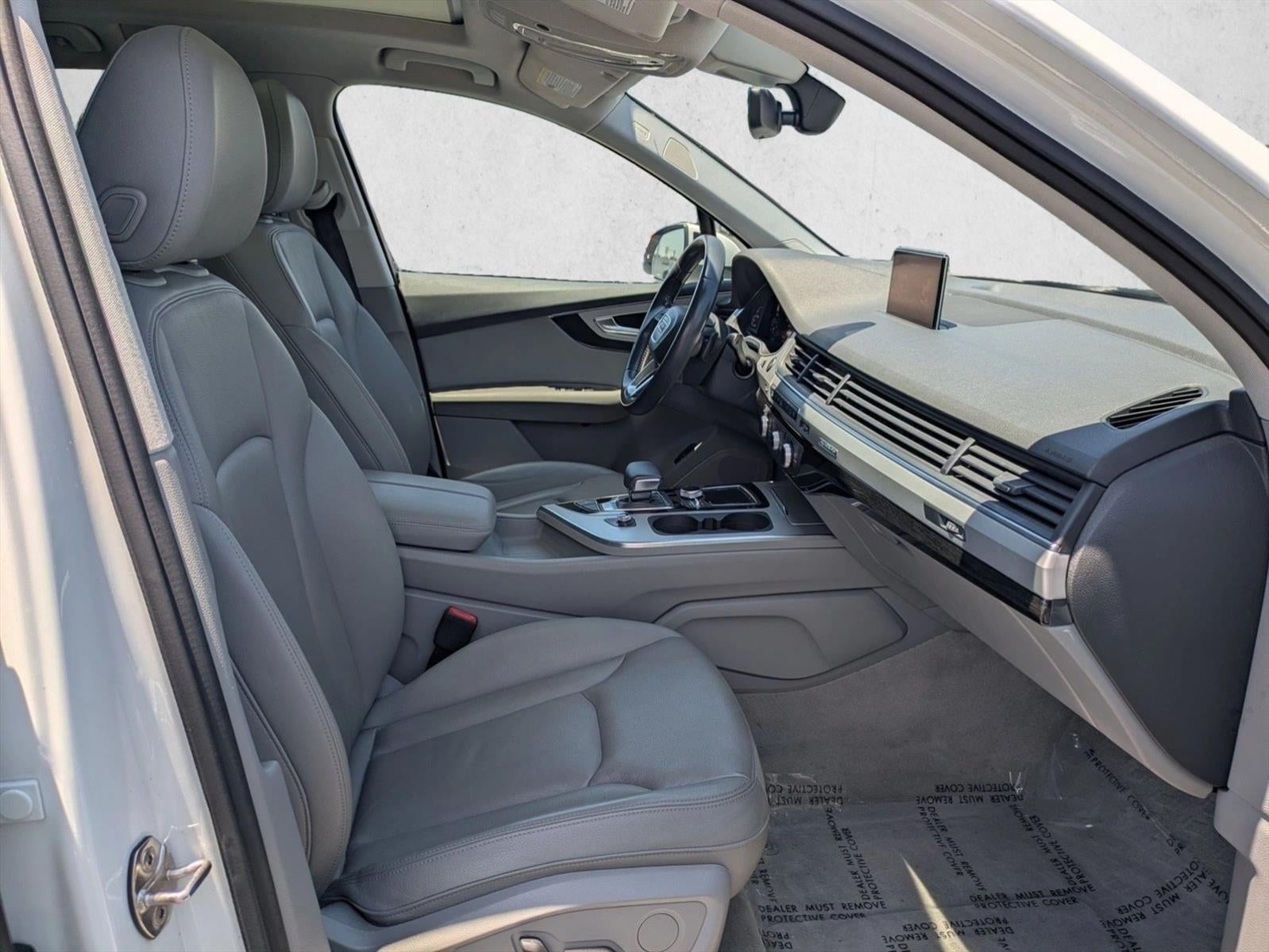 2019 Audi Q7 Premium Plus 45 TFSI quattro