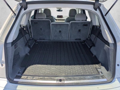 2019 Audi Q7 Premium Plus 45 TFSI quattro