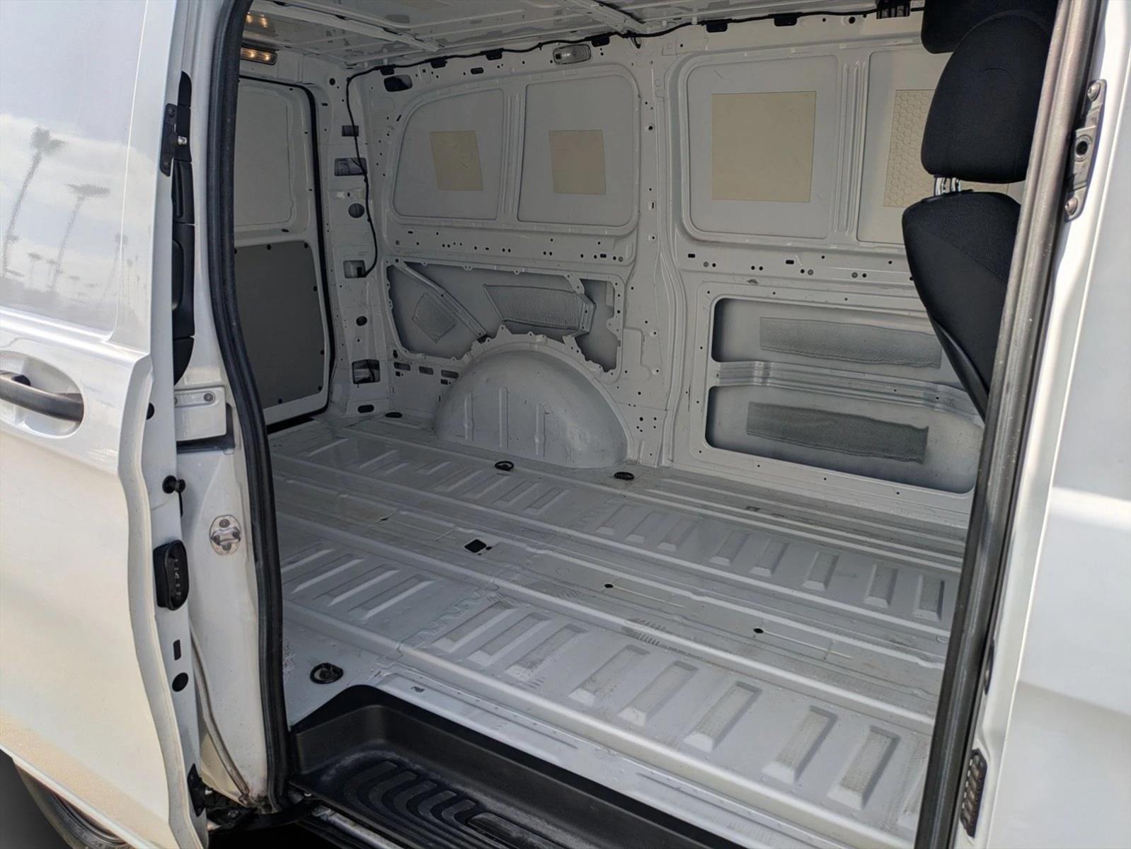 2020 Mercedes-Benz Metris Cargo Van Standard Roof 126" Wheelbase