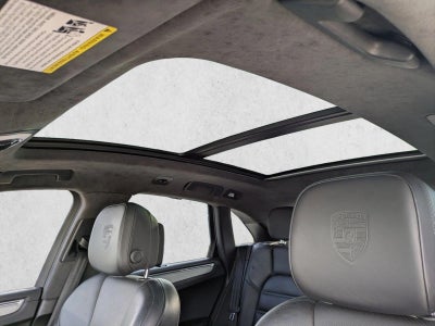 2016 Porsche Macan AWD 4dr Turbo