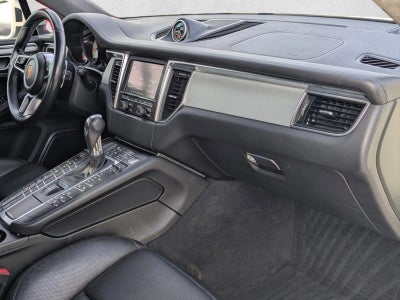 2016 Porsche Macan AWD 4dr Turbo
