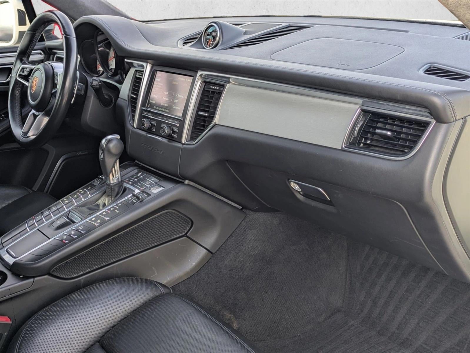 2016 Porsche Macan AWD 4dr Turbo