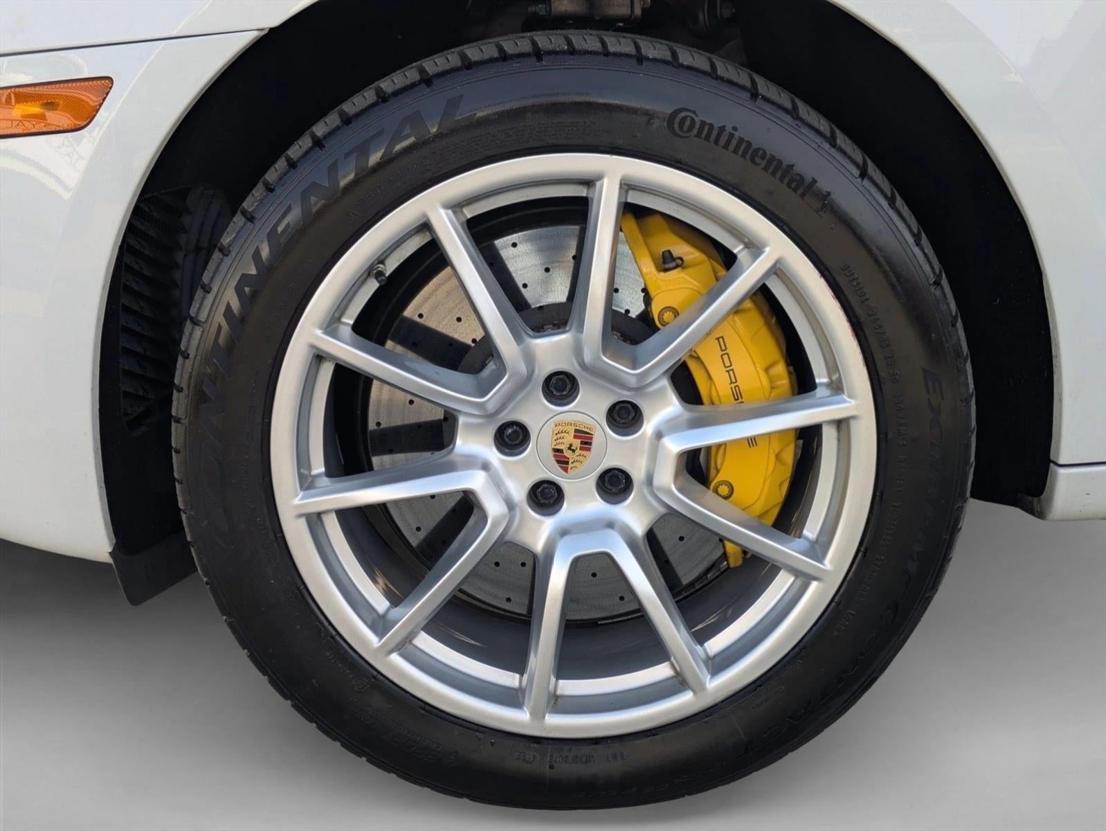 2016 Porsche Macan AWD 4dr Turbo