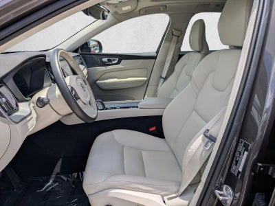 2025 Volvo XC60 B5 AWD Plus