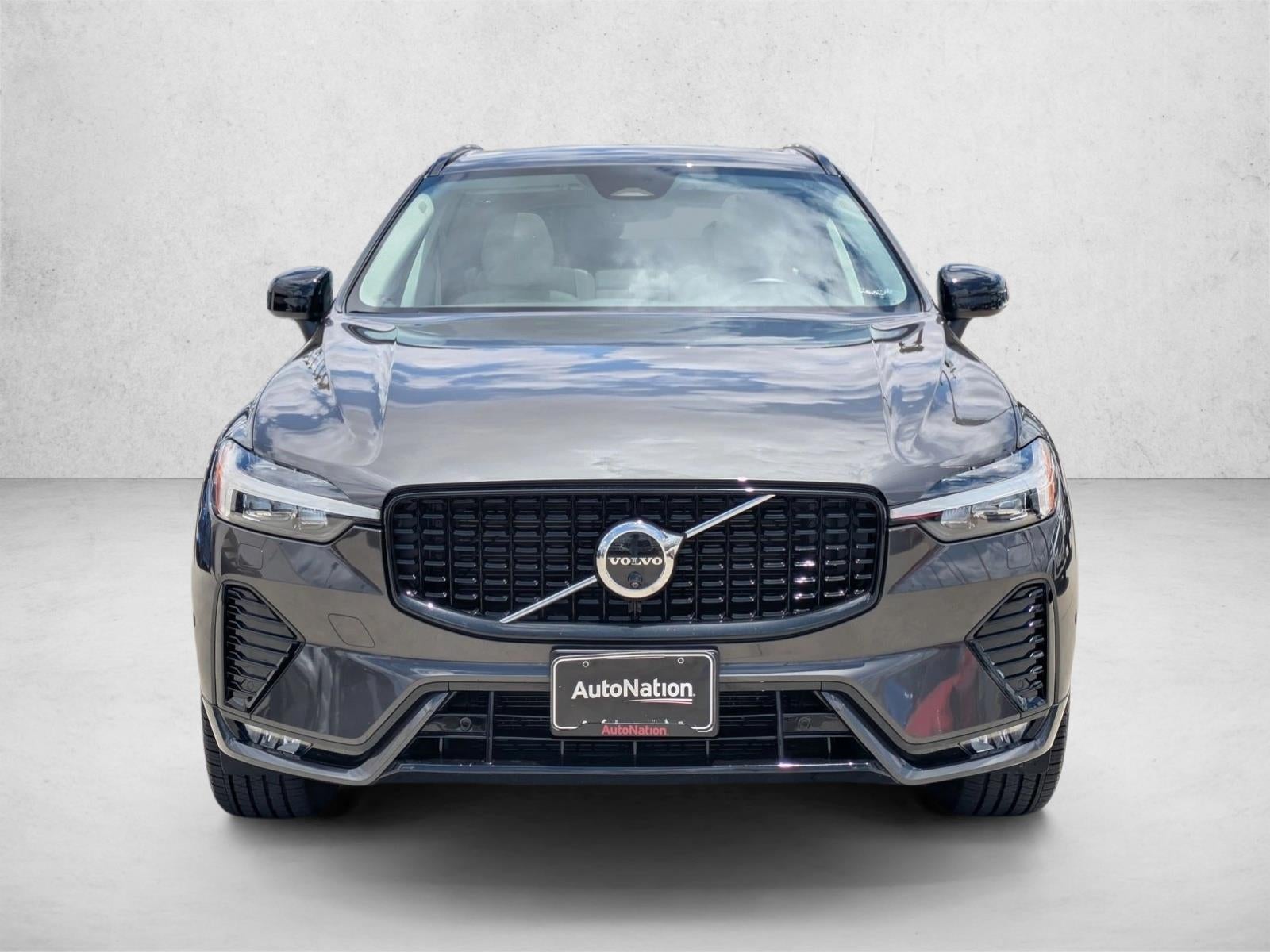 2025 Volvo XC60 B5 AWD Plus