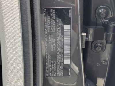 2025 Volvo XC60 B5 AWD Plus
