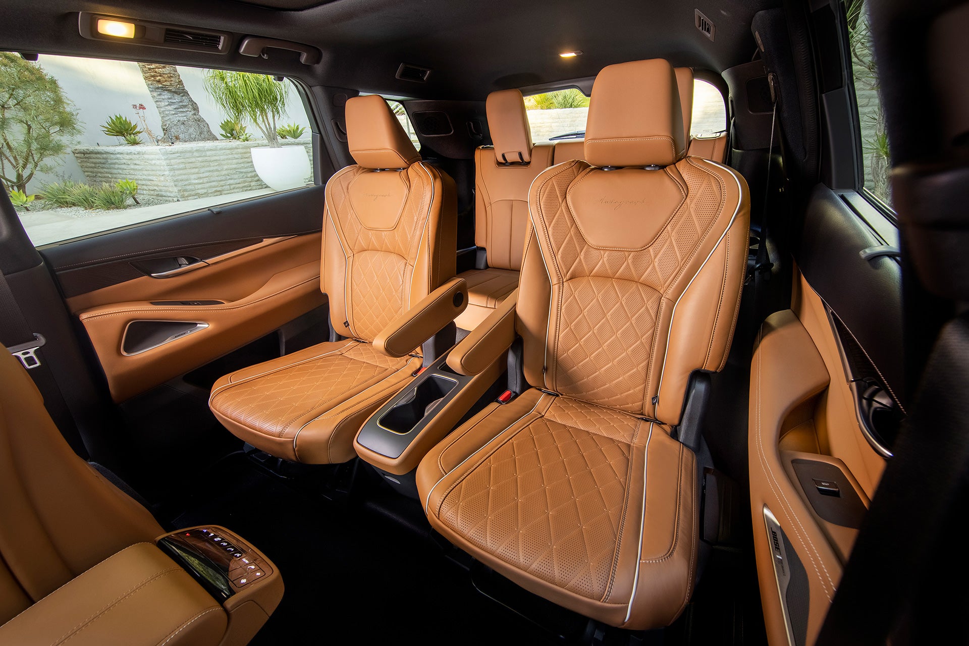 INFINITI QX50 seating img