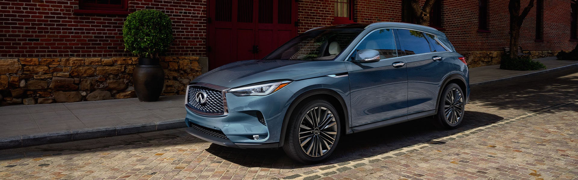 2023 INFINITI QX50 Hero img